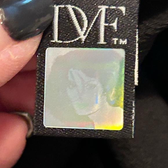 Rare Vintage Diane Von Furstenberg black little dress. Worn once. - Picture 9 of 13